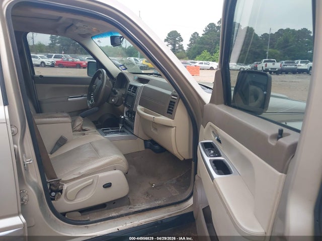 44956829 :رقم المزاد ، 1J4PP5GK6AW117797 vin ، 2010 Jeep Liberty Limited مزاد بيع