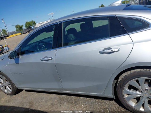 1G1ZH5SX4HF145437 Chevrolet Malibu Premier