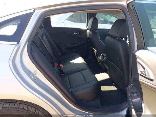 1G1ZH5SX4HF145437 Chevrolet Malibu Premier