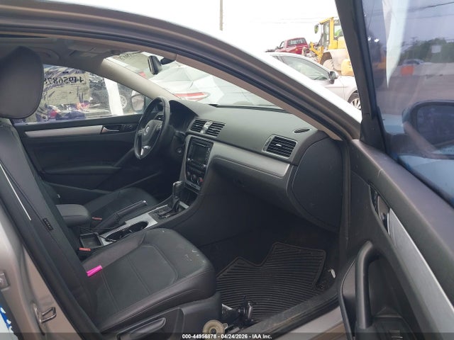 2013 Volkswagen Passat 2.0l Tdi Se მანქანა იყიდება აუქციონზე, vin: 1VWBN7A35DC115593, აუქციონის ნომერი: 44956878