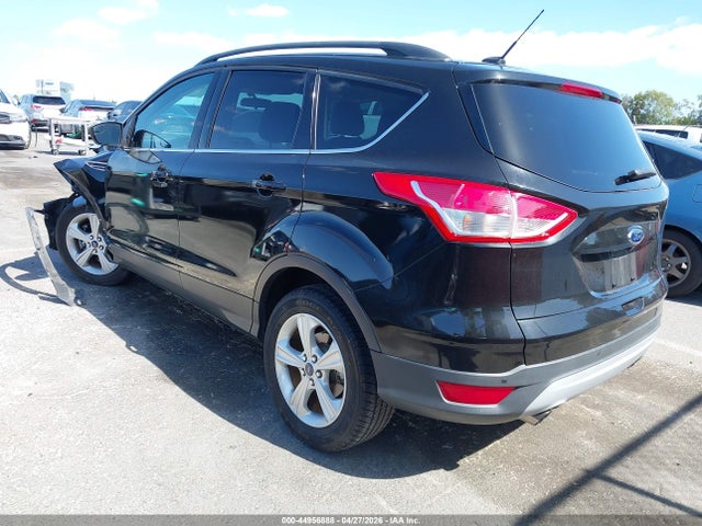 1FMCU9GX2EUB86192 Ford ESCAPE SE