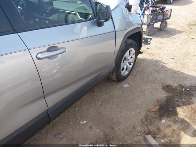 44956929 :رقم المزاد ، 2T3H1RFV0LC074074 vin ، 2020 Toyota Rav4 Le مزاد بيع