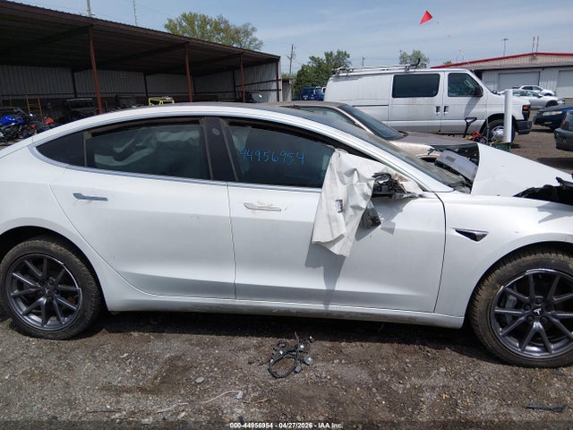 Aukcja sprzedaży 2020 Tesla Model 3 Standard Range Plus Rear-wheel Drive/standard Range Rear-wheel Drive, vin: 5YJ3E1EA4LF747211, numer aukcji: 44956954