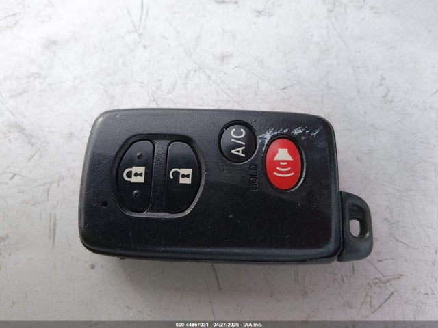 44957031 :رقم المزاد ، JTDKN3DUXB0279064 vin ، 2011 Toyota Prius Three مزاد بيع