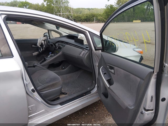 44957031 :رقم المزاد ، JTDKN3DUXB0279064 vin ، 2011 Toyota Prius Three مزاد بيع