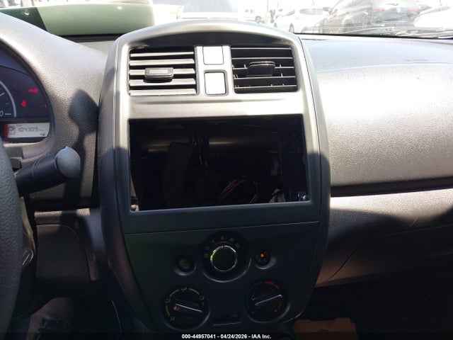 3N1CN7APXHL863490 Nissan Versa 1.6 S+