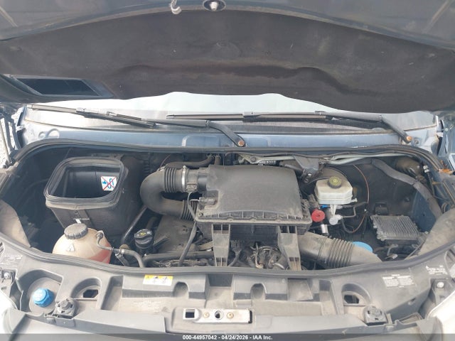 44957042 :رقم المزاد ، WD4PF0CDXKT004222 vin ، 2019 Mercedes-benz Sprinter 2500 Standard Roof V6 مزاد بيع