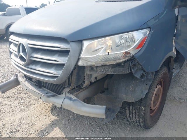 44957042 :رقم المزاد ، WD4PF0CDXKT004222 vin ، 2019 Mercedes-benz Sprinter 2500 Standard Roof V6 مزاد بيع