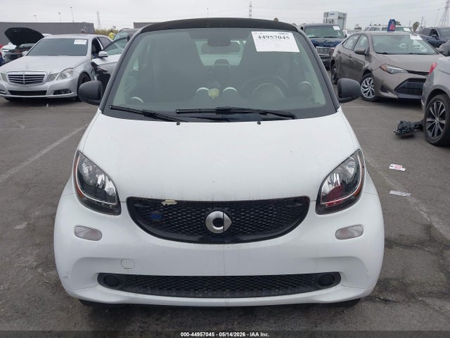 2018 Smart Fortwo Electric Drive Pure მანქანა იყიდება აუქციონზე, vin: WMEFJ9BA7JK311353, აუქციონის ნომერი: 44957045