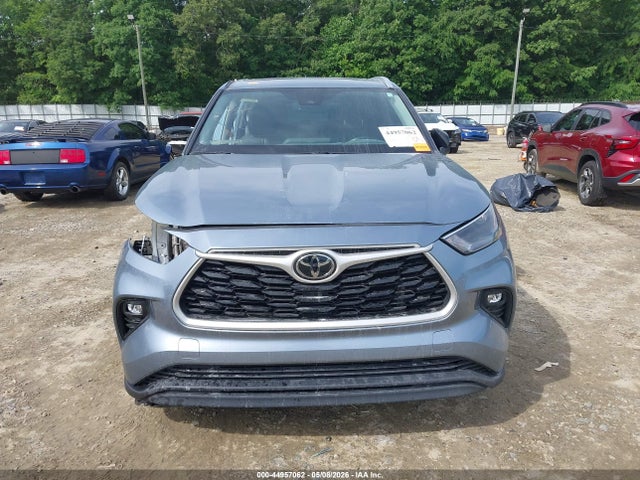 2022 Toyota Highlander Xle მანქანა იყიდება აუქციონზე, vin: 5TDHZRAH8NS125690, აუქციონის ნომერი: 44957062