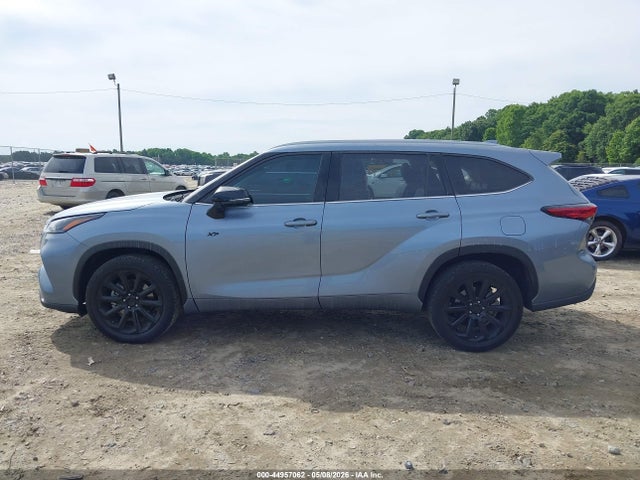 2022 Toyota Highlander Xle მანქანა იყიდება აუქციონზე, vin: 5TDHZRAH8NS125690, აუქციონის ნომერი: 44957062