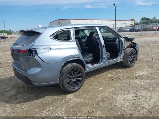 2022 Toyota Highlander Xle მანქანა იყიდება აუქციონზე, vin: 5TDHZRAH8NS125690, აუქციონის ნომერი: 44957062