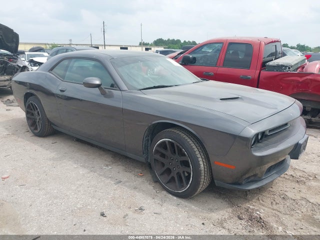 44957079 :رقم المزاد ، 2C3CDZAG6GH102172 vin ، 2016 Dodge Challenger Sxt مزاد بيع