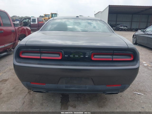 44957079 :رقم المزاد ، 2C3CDZAG6GH102172 vin ، 2016 Dodge Challenger Sxt مزاد بيع