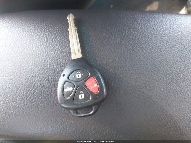 2013 Toyota Corolla S მანქანა იყიდება აუქციონზე, vin: 5YFBU4EE8DP199397, აუქციონის ნომერი: 44957096