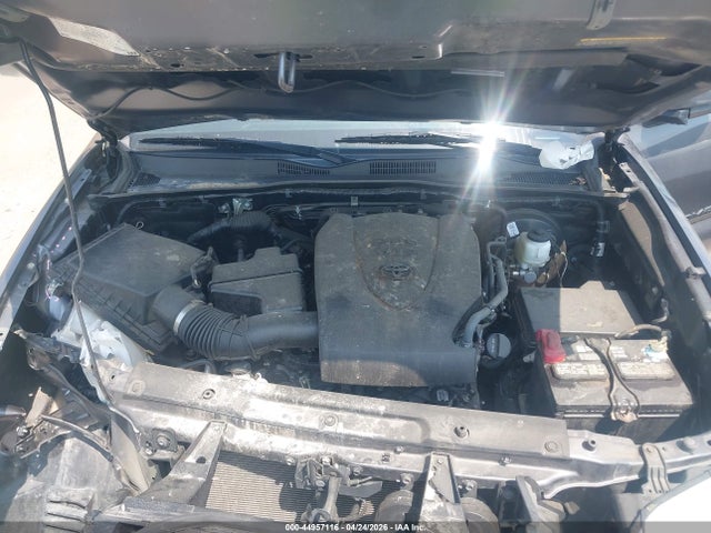 44957116 :رقم المزاد ، 5TFCZ5AN2LX241242 vin ، 2020 Toyota Tacoma Trd Sport مزاد بيع