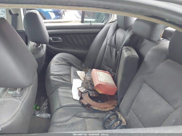 44957128 :رقم المزاد ، 1FAHP2EW0BG140668 vin ، 2011 Ford Taurus Sel مزاد بيع