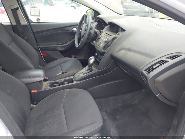 Ford FOCUS SE 2016 1FADP3F21GL326749 Image 5