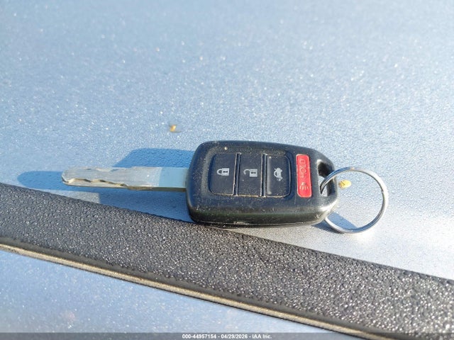 1HGCR2F3XHA285815 Honda ACCORD LX