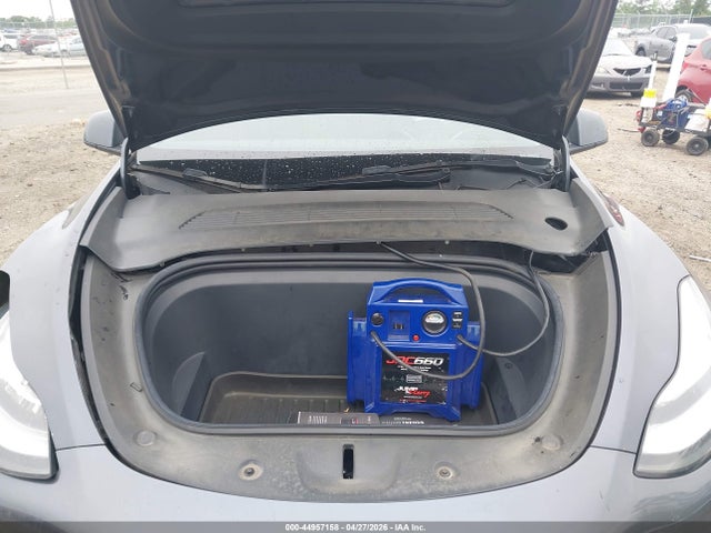 Продаж на аукціоні авто 2021 Tesla Model Y Long Range Dual Motor All-wheel Drive, vin: 5YJYGDEEXMF286943, номер лоту: 44957158
