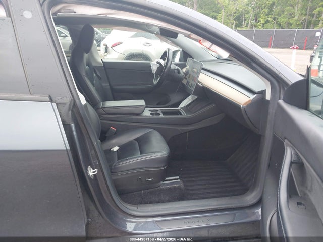 Продаж на аукціоні авто 2021 Tesla Model Y Long Range Dual Motor All-wheel Drive, vin: 5YJYGDEEXMF286943, номер лоту: 44957158