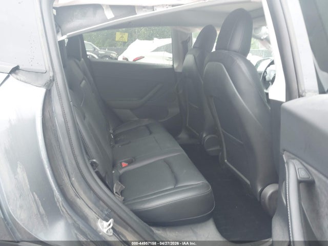 Продаж на аукціоні авто 2021 Tesla Model Y Long Range Dual Motor All-wheel Drive, vin: 5YJYGDEEXMF286943, номер лоту: 44957158