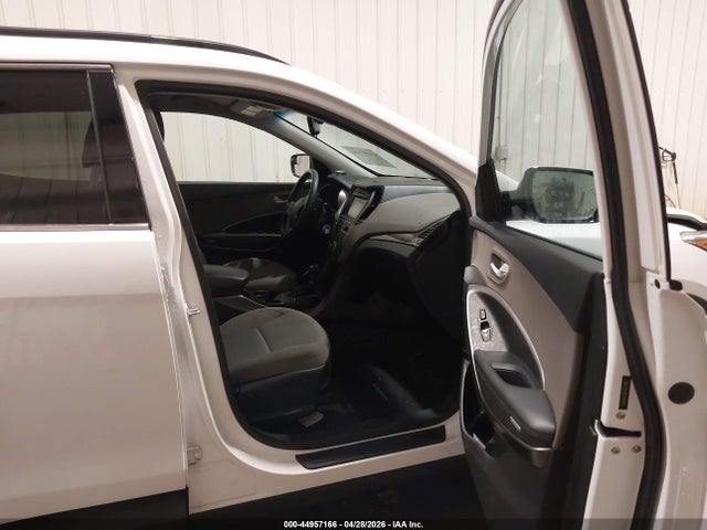44957166 :رقم المزاد ، 5NMZUDLB6HH005683 vin ، 2017 Hyundai Santa Fe Sport 2.4l مزاد بيع