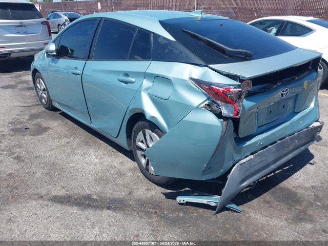 2017 Toyota Prius Two მანქანა იყიდება აუქციონზე, vin: JTDKBRFUXH3042557, აუქციონის ნომერი: 44957167