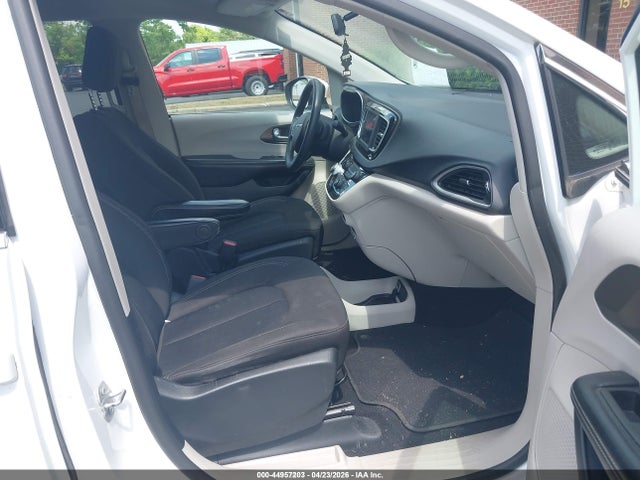 Продажа на аукционе авто 2020 Chrysler Voyager Lx, vin: 2C4RC1CG6LR176137, номер лота: 44957203