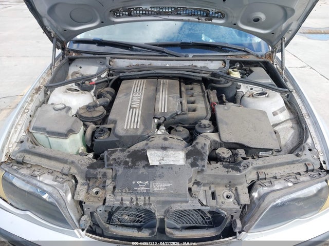 44957210 :رقم المزاد ، WBAAZ334X5KP92208 vin ، 2005 Bmw 325i مزاد بيع