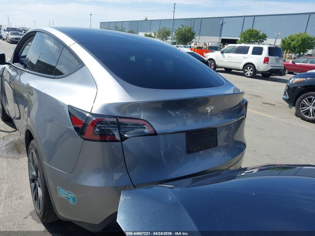 44957221 :رقم المزاد ، 7SAYGDED8SF315511 vin ، 2025 Tesla Model Y Long Range Dual Motor Rear-wheel Drive مزاد بيع