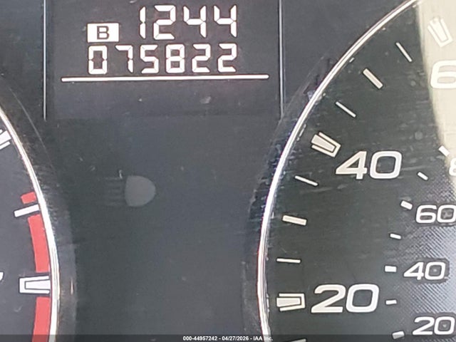 44957242 :رقم المزاد ، 4S4BRBKC0A3319279 vin ، 2010 Subaru Outback 2.5i Limited مزاد بيع