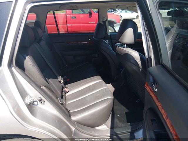 44957242 :رقم المزاد ، 4S4BRBKC0A3319279 vin ، 2010 Subaru Outback 2.5i Limited مزاد بيع