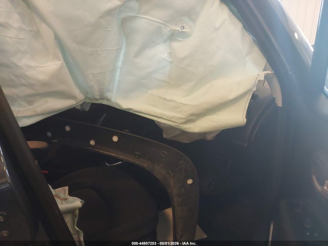 44957253 :رقم المزاد ، ZACNJDB1XPPP59577 vin ، 2023 Jeep Renegade Latitude 4x4 مزاد بيع