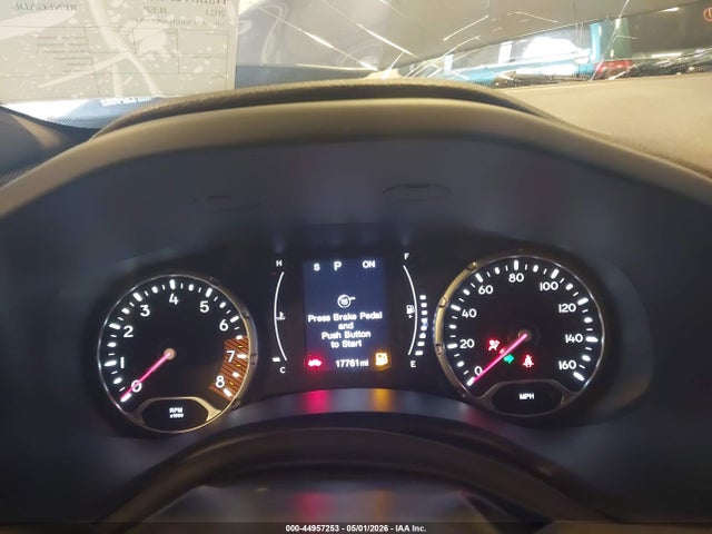 44957253 :رقم المزاد ، ZACNJDB1XPPP59577 vin ، 2023 Jeep Renegade Latitude 4x4 مزاد بيع