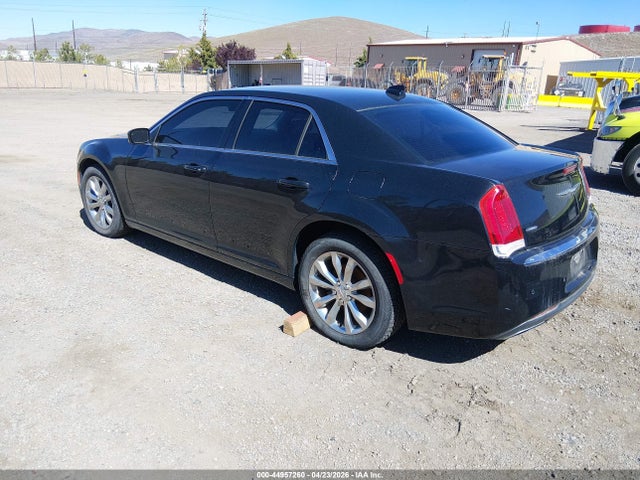 Продажа на аукционе авто 2015 Chrysler 300 Limited, vin: 2C3CCARG2FH782000, номер лота: 44957260