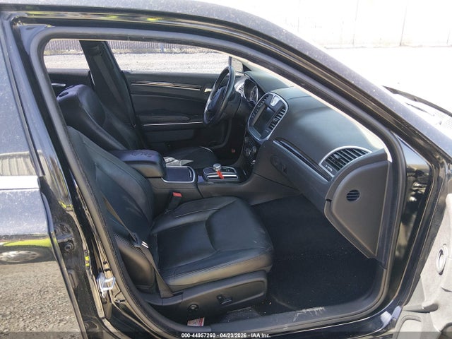 Продажа на аукционе авто 2015 Chrysler 300 Limited, vin: 2C3CCARG2FH782000, номер лота: 44957260