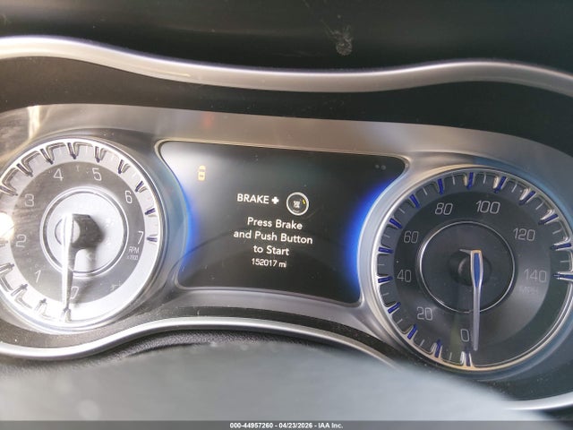 Продажа на аукционе авто 2015 Chrysler 300 Limited, vin: 2C3CCARG2FH782000, номер лота: 44957260