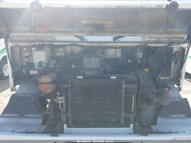 1F65F5KY6F0A10581 Ford F-59 Commercial Stripped