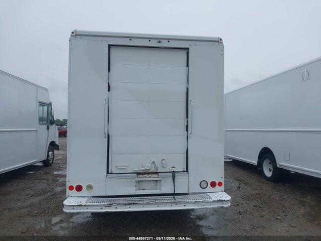 1F65F5KY6F0A10581 Ford F-59 Commercial Stripped