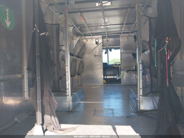 1F65F5KY6F0A10581 Ford F-59 Commercial Stripped