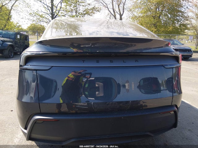 Tesla Model Y 2026 7SAYGDEE1TA672262 Image 15