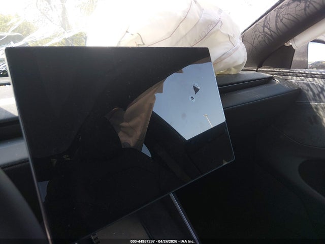 Tesla Model Y 2026 7SAYGDEE1TA672262 Image 7