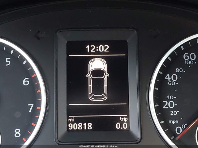 WVGRV7AX5HW507008 Volkswagen Tiguan 2.0t Wolfsburg Edition