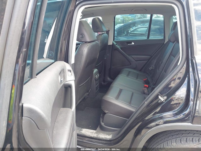 WVGRV7AX5HW507008 Volkswagen Tiguan 2.0t Wolfsburg Edition