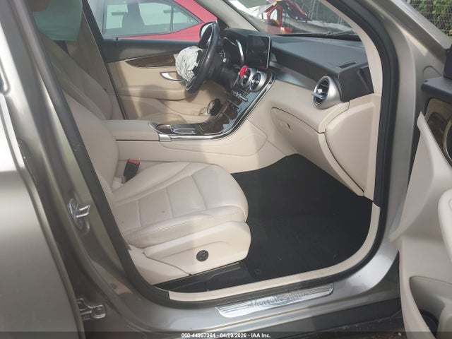 Продаж на аукціоні авто 2021 Mercedes-benz Glc 300 Suv, vin: W1N0G8DBXMF866760, номер лоту: 44957364