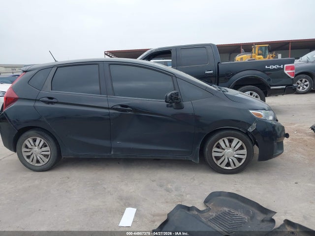 Продажа на аукционе авто 2017 Honda Fit Lx, vin: 3HGGK5H55HM704355, номер лота: 44957375