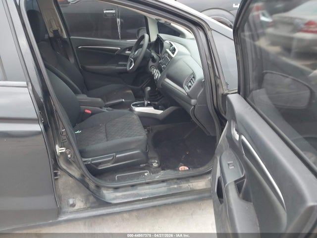 Продажа на аукционе авто 2017 Honda Fit Lx, vin: 3HGGK5H55HM704355, номер лота: 44957375