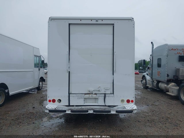 Ford F-59 Commercial Stripped 2016 1F65F5KY6G0A13417 Image 15