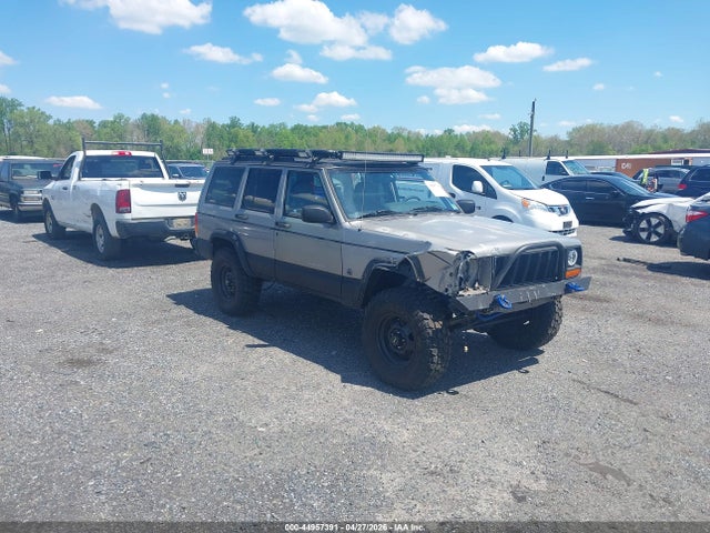 Продажа на аукционе авто 2000 Jeep Cherokee Sport, vin: 1J4FF48S3YL262783, номер лота: 44957391